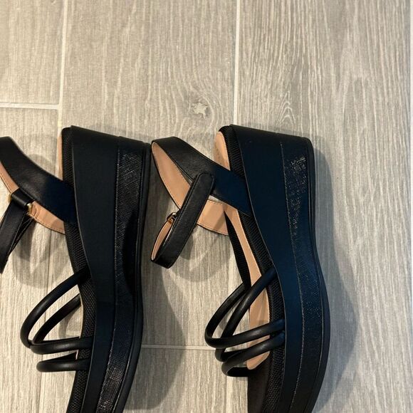 Cole Haan Women's Black Strappy Sandals - Picture 6 of 8